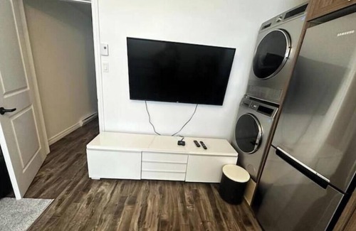 Beauport Apartment | Urban Refuge in Beauport