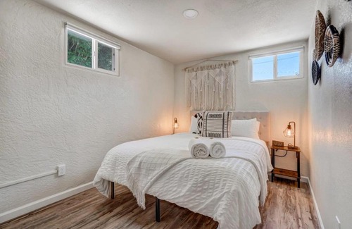 East Colorado Springs Apartment | Urban Reprieve King Bed BBQ Fire Pit & Views