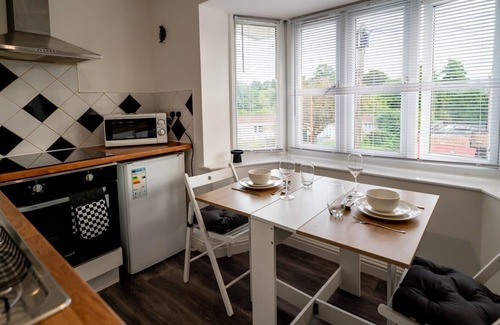 Staple Hill Apartment | Urban Retreat in Eastville, sleeps 4