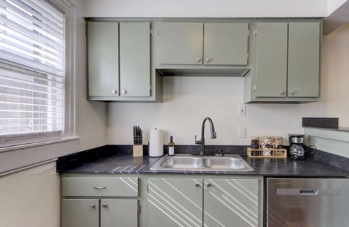 Memphis Apartment | Urban Retreat in Historic Memphis