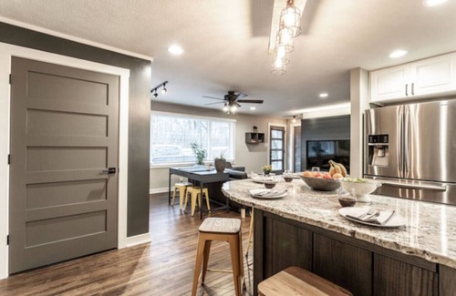 Indianapolis House | Urban Retreat @Keystone 2BED/1BA Wooded Sanctuary