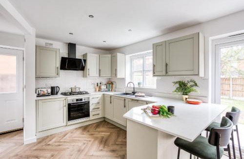 Derby House | Urban Retreat with Park Views