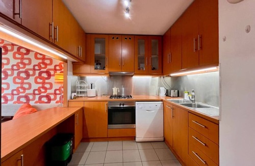 Providencia Apartment | Urban Retro Providencia - Gym Laundry Parking Wifi