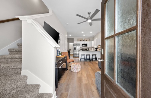 Clarksville House | Urban Rooftop of Downtown (1014 Franklin St)