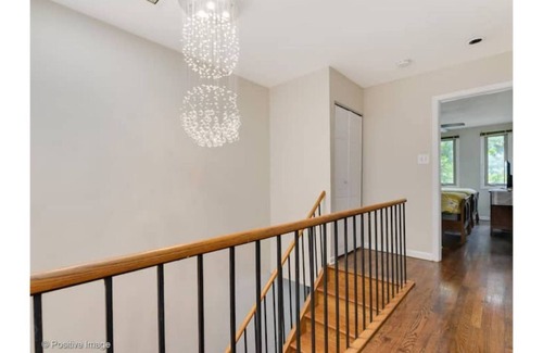 Douglas House | Urban Sanctuary South Loop near McCormick Place