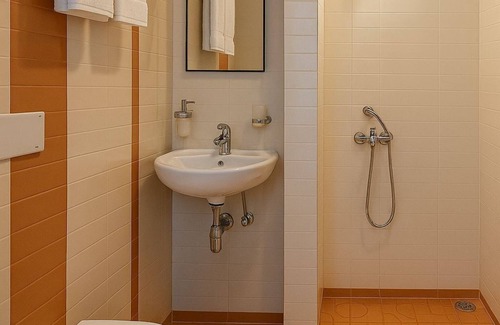 Sahakar Nagar Hotel | Urban Stay