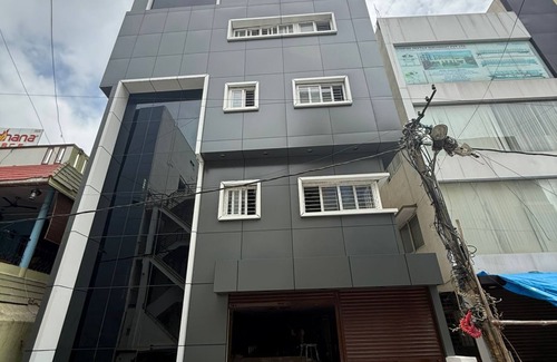 Sahakar Nagar Hotel | Urban Stay
