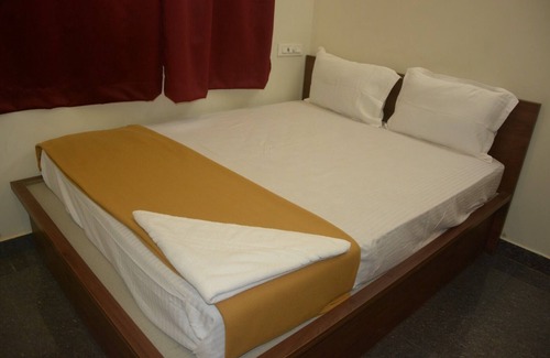 Chengalpattu Hotel | Urban Stay