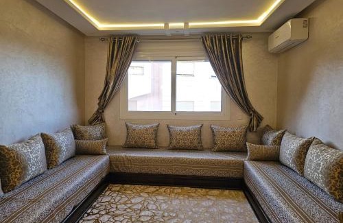 Miramar Apartment | Urban Style
