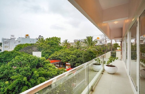 Banswadi Apartment | Urban stylish apartment in Bangalore centrally located to Cafés, restaurants etc