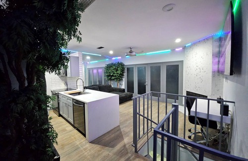 Lake Highlands Condo | Urban Treehouse