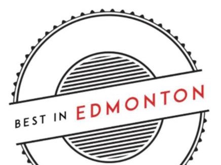 Southwest Edmonton House | Urban Utopia - Hot Tub - King Bed - BBQ - Sleeps 16 - Garage