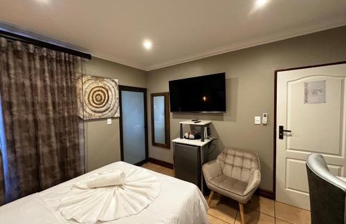 Silverton House | Urban Villas Guest House