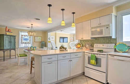 Urbanna Cottage | Urbanna Waterfront Retreat: Pier & Gas Grill!