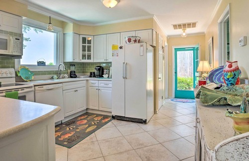 Urbanna Cottage | Urbanna Waterfront Retreat: Pier & Gas Grill!