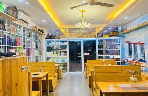 Kabil Hotel | Urbanview Botania Meeting Point Batam by RedDoorz