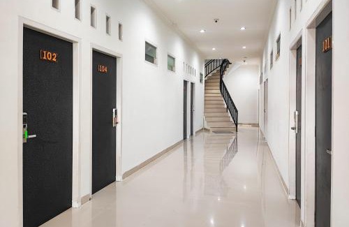 Jambi Hotel | Urbanview Hotel Syariah near RSIA Annisa Jelutung Jambi