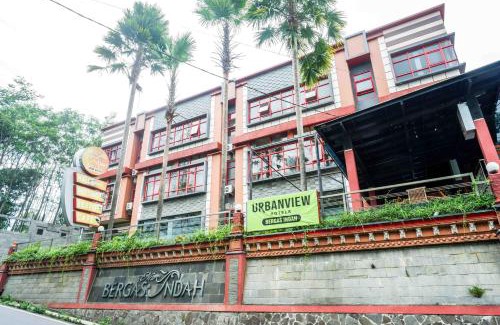 Bandungan Hotel | Urbanview Hotel Bergas Indah Bandungan by RedDoorz
