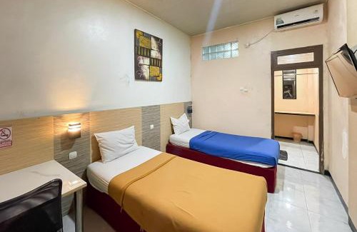 Serang House | Urbanview Hotel Delima 101 Syariah