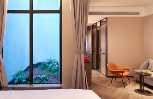 Pudong Hotel | UrCove by Hyatt Shanghai Xuhui West