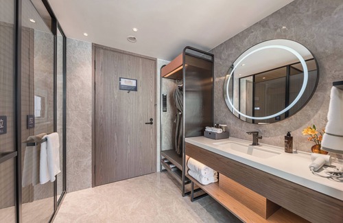 Longhu Qu Hotel | UrCove by Hyatt Shantou Hi-Tech The Mixc