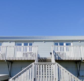 Nordurfjordur House | Urdartindur Guesthouse and Cottages