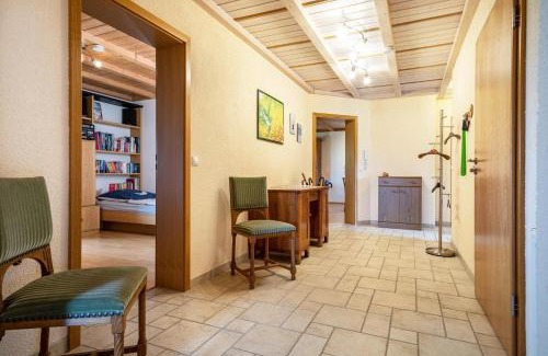 Waldburg Apartment | Urlaub auf dem Hirschhof Stehle