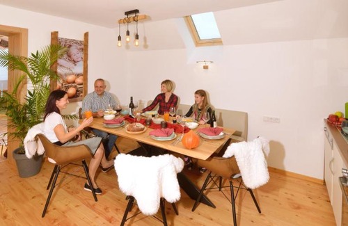 Falkenburg Apartment | Urlaub im Stall
