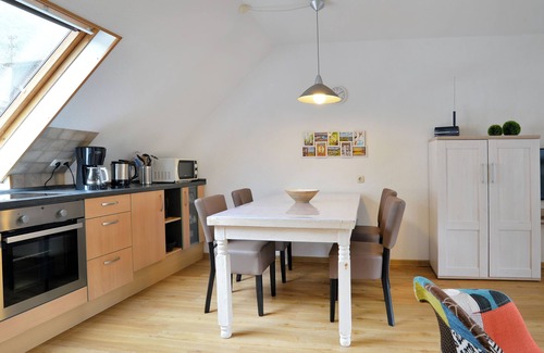 Ernst Apartment | Urlaub im Weingut Direkt an der Mosel, 2 Schlafzimmer, 2 Badezimmer
