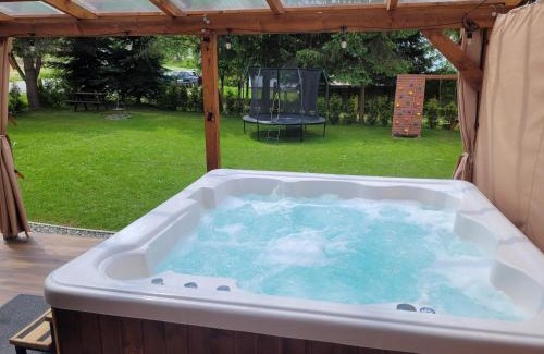 Lesko House | Urocza Kryjówka ze SPA