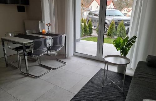 Rewal Apartment | Uroczy apartament blisko plaży i latarni Niechorze