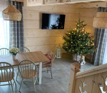 Czarny Dunajec Ski Chalet | Uroczy drewniany domek - Domki pod Brzegiem