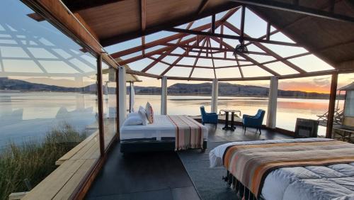Puno Cabin | Uros Caminos del Titicaca Peru