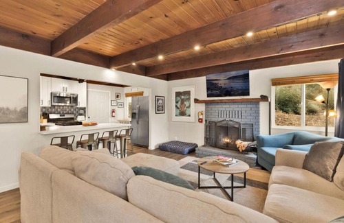 Moonridge Apartment | Ursa Major & Minor #2136 by Big Bear Vacations