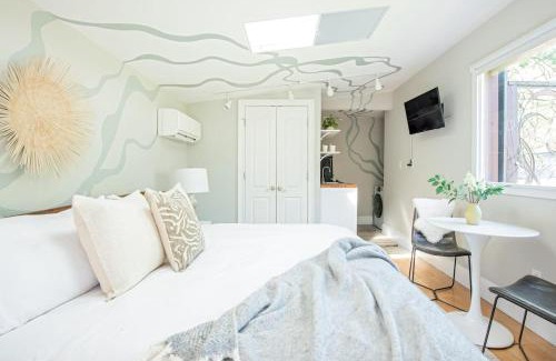 Cabbagetown Apartment | Ursa Minor