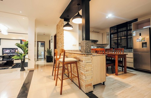 Kigali Apartment | Urugano Breeze, Your serene retreat nestled in the beautiful city of Kigali