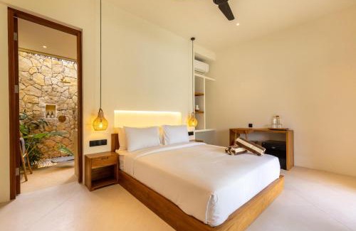 Selong Belanak Hotel | Uryah Hotel Lombok