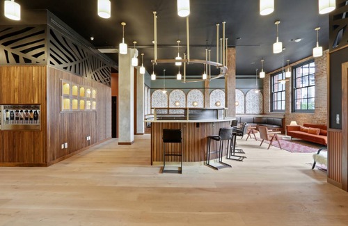 Arts/Warehouse District Hotel | Sextant The Lola 5 min drive to Bourbon St Rooftop 3 Bed 2 Bath