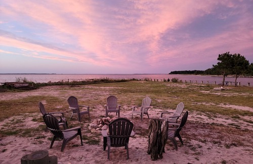 Dames Quarter House | Promise Point, Bay Front home with dock 3BR 2BA surrounded by water