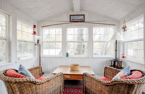 Harbert Apartment | Cozy Chalet by Lake MI&Dunes with Fire Pit