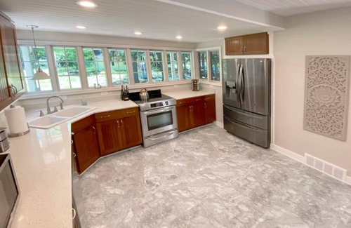 Shorewood-Tower Hills-Harbert House | Scenic Sawyer Dunes Pool House