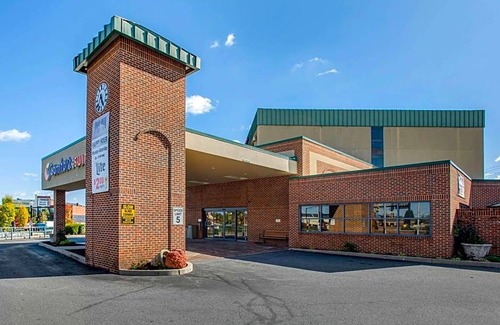 Bethlehem Hotel | 2-Star Hotel ∙ Comfort Suites Bethlehem Near Lehigh University and LVI Airport