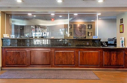 Bethlehem Hotel | 2-Star Hotel ∙ Comfort Suites Bethlehem Near Lehigh University and LVI Airport