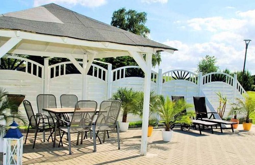 Neppermin Apartment | USE 2943 pool view - Apartments Neppermin USE 2940