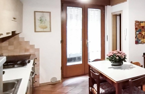 Ponte Caffaro Apartment | Use this holiday apartment as an ideal base for your holiday on Lake Idro in northern Italy.