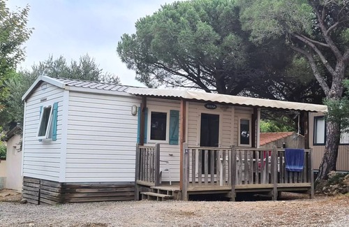 Bizanet House | Ushuaïa Villages Camping Figurotta * - Mobile home La Garigue 23m² - 2 bedrooms + Air conditioning + TV + Covered terrace 4 people