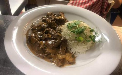 Sennybridge Hotel | Usk And Railway Inn