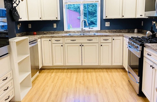Annapolis House | USNA Stay w/Private Pool, King Beds, Furbabies & CHILD FRIENDLY GEAR