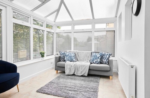 Ainley Top House | uSnooz | Charming Huddersfield Home with Garden