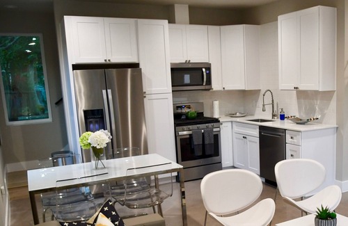 Hancock House | UT; HOME WITH FREE BREAKFAST & LATE CHECKOUT